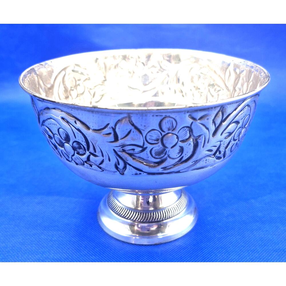 Vintage Silverplated Pedestal Bowl Hammered Floral Design India 5x6.5"